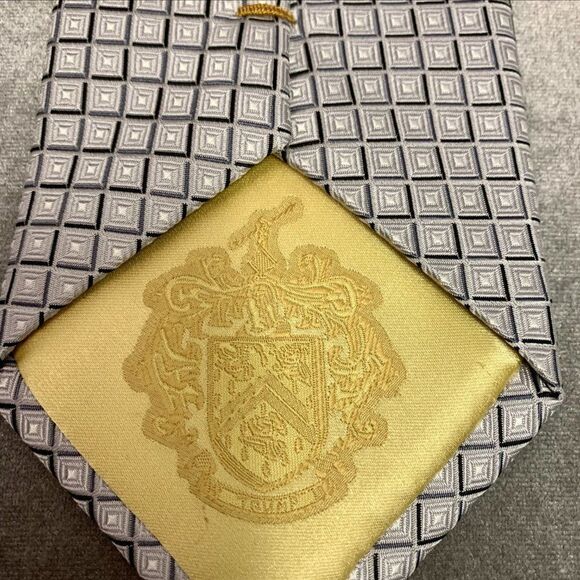 Donald Trump Signature Collection light gray silk neck tie - Picture 5 of 6